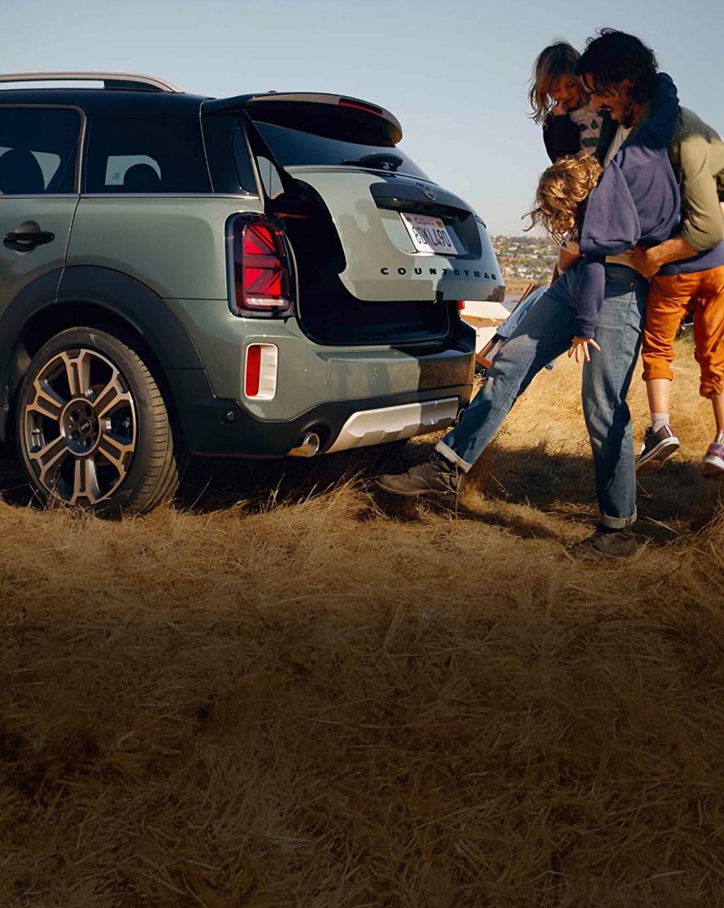 MINI-USA-Countryman-Exterior-1-v3.jpg