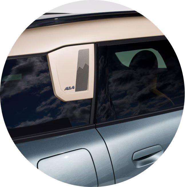 Energi Besar SUV MINI  Nikmati sensasi berkendara dengan kekuatan dan kehadiran besar ala SUV, dipadukan dengan kenyamanan khas MINI.